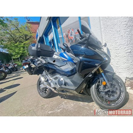 Honda X-ADV750 2021 - sok extra